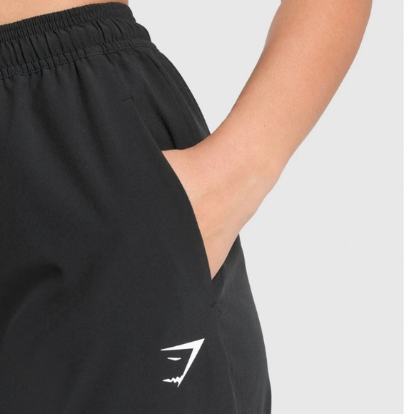 Gymshark Training Woven Joggers Size S - Picture 4 of 14